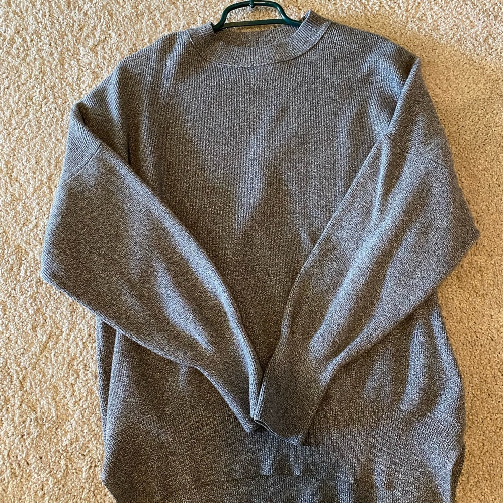 Abercrombie & fitch sweater